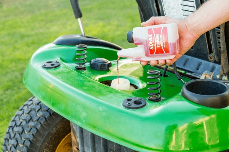 Sta-Bil Storage Fuel Stabilizer, 32oz. 3 Sta-Bil Storage Fuel Stabilizer, 32oz. - Image 3