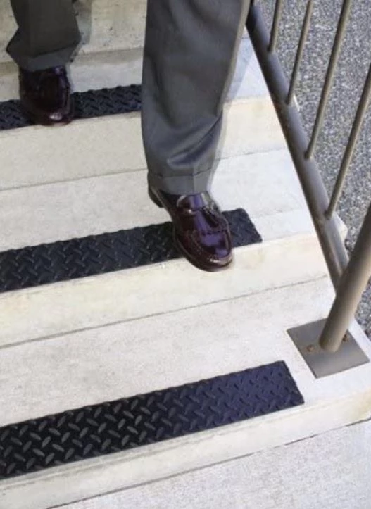 Keeper Safety Step Skid Surf, 2-Pack 2 Keeper Safety Step Skid Surf, 2-Pack - Image 2