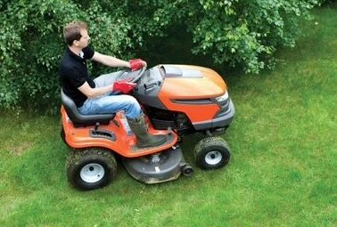 Carlisle Turf Saver Tire 3 Carlisle Turf Saver Tire - Image 3