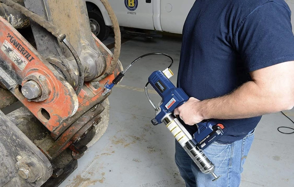 Lincoln 5900 PowerLock Heavy Duty Lever Action Grease Coupler 3 Lincoln 5900 PowerLock Heavy Duty Lever Action Grease Coupler - Image 3