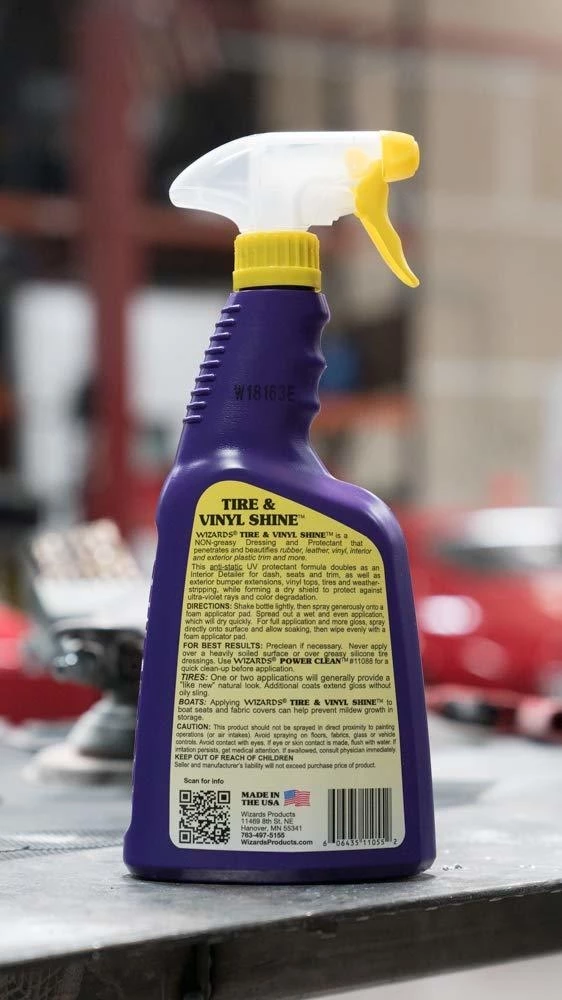Wizards Tire and Wheel Vinyl Shine - 22 oz 3 Wizards Tire and Wheel Vinyl Shine - 22 oz - Image 3